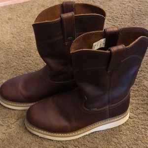 Justin Women’s Cowgirls Leather Boots size 8